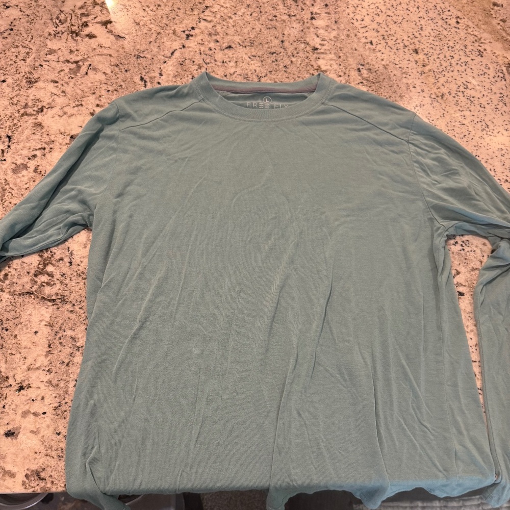 Free Fly long sleeve shirt